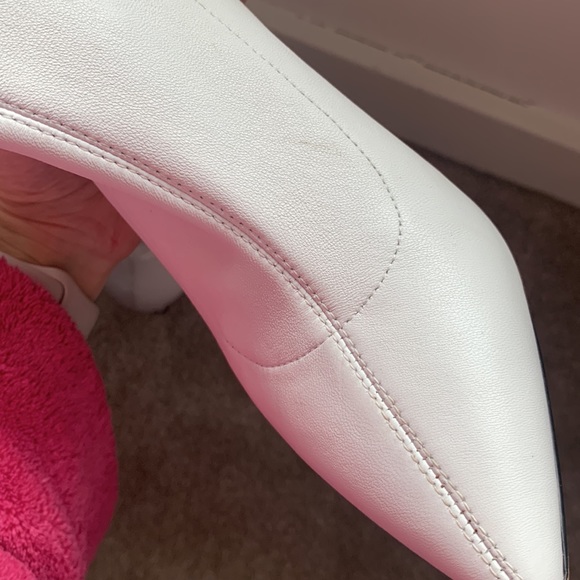 Something Navy white booties, size 6 - Picture 4 of 5